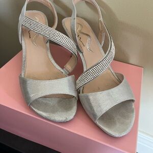 Elegant Nina Silver Women's Sandals